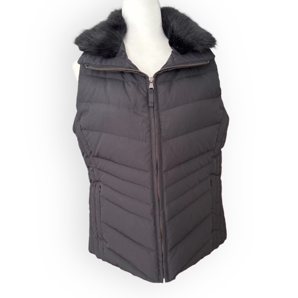 Talbots Black Quilted Vest with Removable Faux Fur Collar Size LP